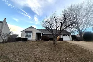 5406 Clubside Ln, Centreville, VA 20120 - Photo 3