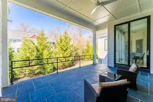 908 Walker Rd, Great Falls, VA 22066 - Photo 43