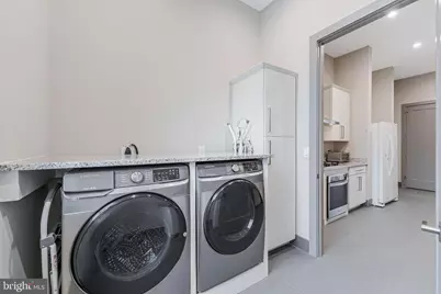 908 Walker Road, Great Falls, VA 22066 - Photo 19