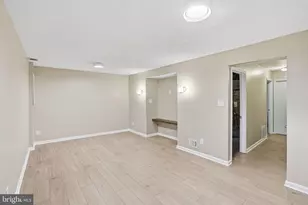 9100 Omar Ct, Fairfax, VA 22031 - Photo 19