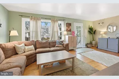 9100 Omar Court, Fairfax, VA 22031 - Photo 5