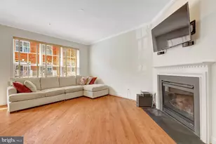 120 Fortnightly Blvd, Herndon, VA 20170 - Photo 29