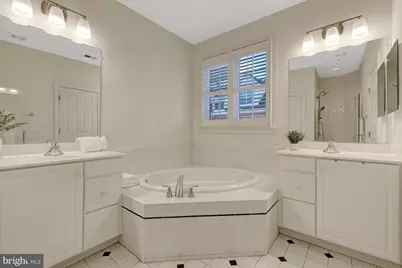 120 Fortnightly Boulevard, Herndon, VA 20170 - Photo 39