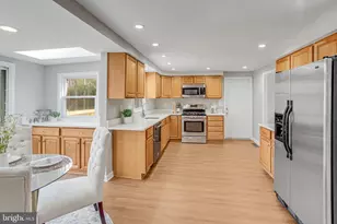 9824 Fosbak Dr, Vienna, VA 22182 - Photo 13