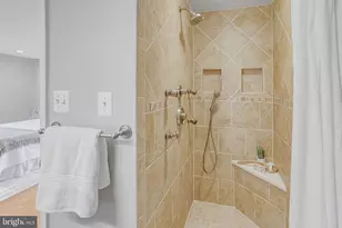 9824 Fosbak Dr, Vienna, VA 22182 - Photo 35