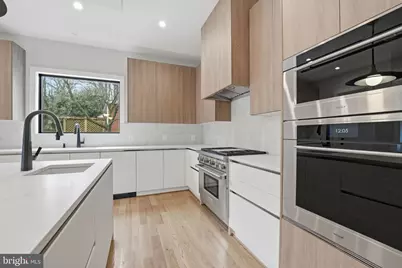 7603 Burnside Court, Falls Church, VA 22043 - Photo 5