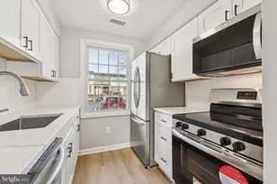 8545 Blue Rock Ln, Lorton, VA 22079 - Photo 17