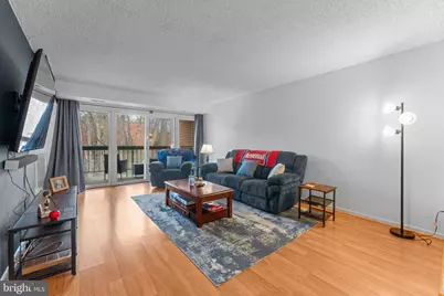 11820 Breton Ct #12B, Reston, VA 20191 - Photo 3