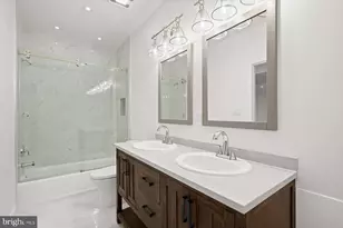 1404 Wynhurst Ln, Vienna, VA 22182 - Photo 25