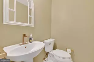 7502 Shirley Hunter Way, Alexandria, VA 22315 - Photo 15
