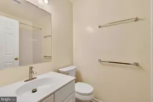 7502 Shirley Hunter Way, Alexandria, VA 22315 - Photo 25