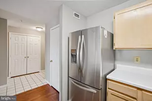 14301 Grape Holly Grove, Centreville, VA 20121 - Photo 11