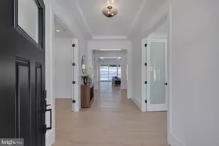 4038 Doveville Ln, Fairfax, VA 22032 - Photo 7