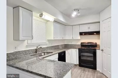 6121 Rocky Way Court, Centreville, VA 20120 - Photo 13