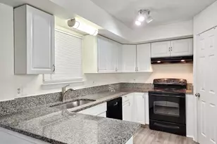 6121 Rocky Way Ct, Centreville, VA 20120 - Photo 13