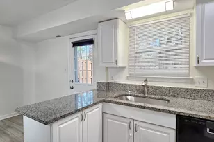 6121 Rocky Way Ct, Centreville, VA 20120 - Photo 15