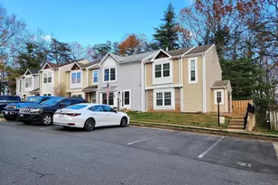 6121 Rocky Way Ct, Centreville, VA 20120 - Photo 3