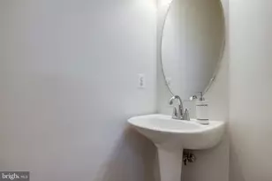 2664 Manhattan Pl, Vienna, VA 22180 - Photo 19