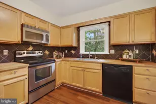 12405 Myterra Way, Herndon, VA 20171 - Photo 15