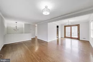 5300 Easton Dr, Springfield, VA 22151 - Photo 7