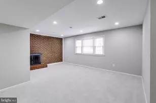 5300 Easton Dr, Springfield, VA 22151 - Photo 25