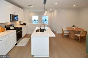 4771 Sully Pt Ln, Chantilly, VA 20151 - Photo 5