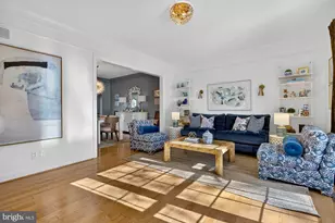 11732 Saddle Crescent Cir, Oakton, VA 22124 - Photo 3