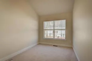 13510 Turquoise Ln, Herndon, VA 20170 - Photo 37