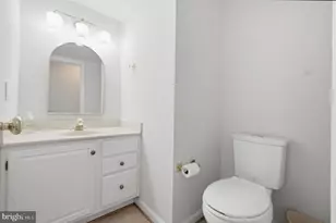 7504 Mullingar Ct, Springfield, VA 22153 - Photo 17