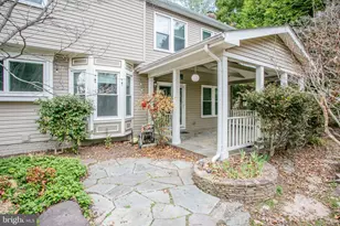 7504 Mullingar Ct, Springfield, VA 22153 - Photo 5