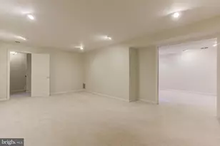 7504 Mullingar Ct, Springfield, VA 22153 - Photo 35