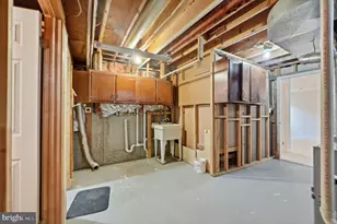 7504 Mullingar Ct, Springfield, VA 22153 - Photo 49