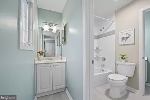 201 Prescott Cir SE, Vienna, VA 22180 - Photo 49