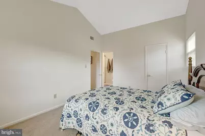 12167 Eddyspark Drive, Herndon, VA 20170 - Photo 25