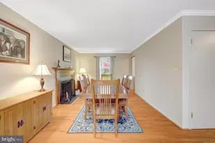 12167 Eddyspark Dr, Herndon, VA 20170 - Photo 9