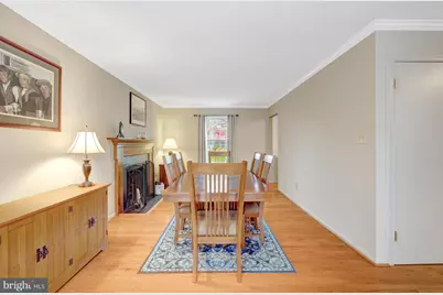 12167 Eddyspark Drive, Herndon, VA 20170 - Photo 9