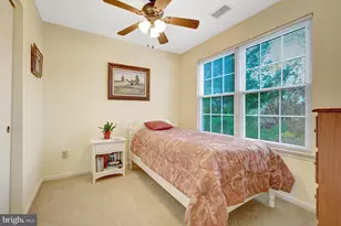 12167 Eddyspark Dr, Herndon, VA 20170 - Photo 33