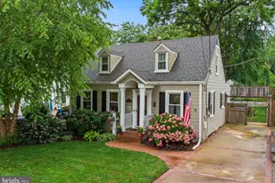 2818 Marshall St, Falls Church, VA 22042 - Photo 1