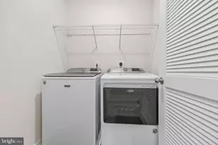 12367 Azure Ln, Fairfax, VA 22033 - Photo 25