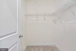 12367 Azure Ln, Fairfax, VA 22033 - Photo 17