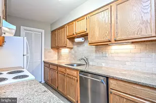 5907 Noblestown Rd, Springfield, VA 22152 - Photo 5