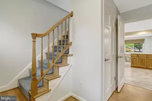 8816 Victoria Rd, Springfield, VA 22151 - Photo 3