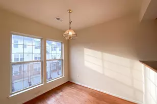 4177 Lochleven Tr, Fairfax, VA 22030 - Photo 11