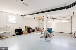 2318 Malraux Dr, Vienna, VA 22182 - Photo 27