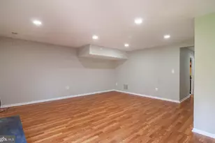 9709 Lakepointe Dr, Burke, VA 22015 - Photo 39