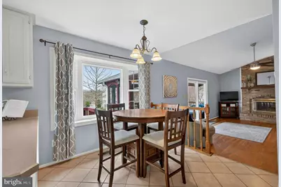 13437 Melville Lane, Chantilly, VA 20151 - Photo 11