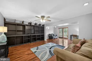 13437 Melville Ln, Chantilly, VA 20151 - Photo 27