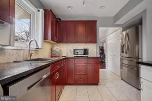 2205 Herman Ct, Herndon, VA 20170 - Photo 11