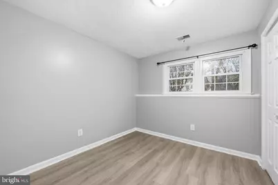 1212 Bond Street, Herndon, VA 20170 - Photo 41