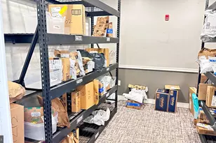 2726 Gallows Rd, Vienna, VA 22180 - Photo 31